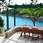 Blissful Bay - One Bedroom With Terrace 公寓