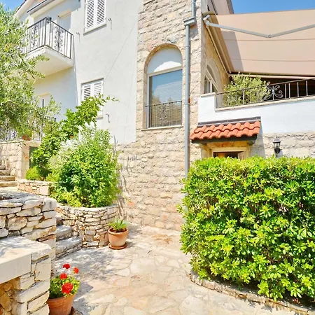 Blissful Bay - One Bedroom With Terrace Apartment *