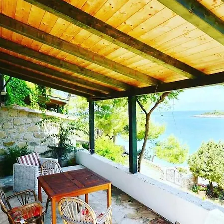 Blissful Bay - One Bedroom With Terrace Vrboska