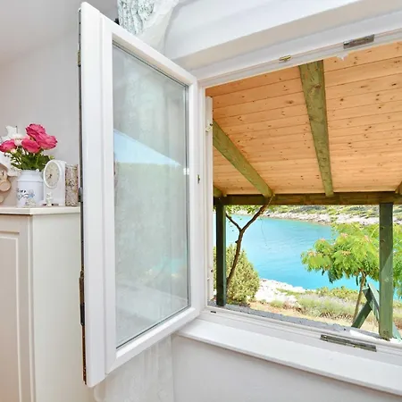 Blissful Bay - One Bedroom With Terrace *