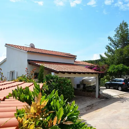 Blissful Bay - One Bedroom With Terrace * Vrboska