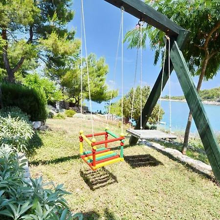 Blissful Bay - One Bedroom With Terrace * Vrboska